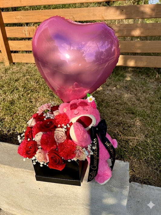 Arreglo floral de peluche de Lotso